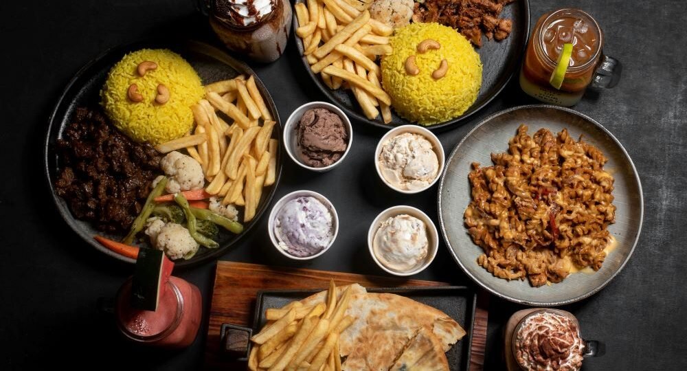 Food & Nightlife in Hat Yai City. From Hat Yai fried chicken and bustling night markets to rooftop bars and halal-friendly dining, this guide shows you where to eat and drink across Hat Yai City