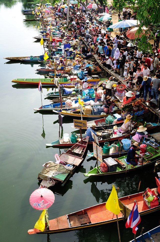 Khlong Hae Floating Market near Hat Yai Thailand