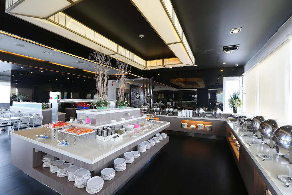 Breakfast Buffet at Lee Gardens Plaza Hotel