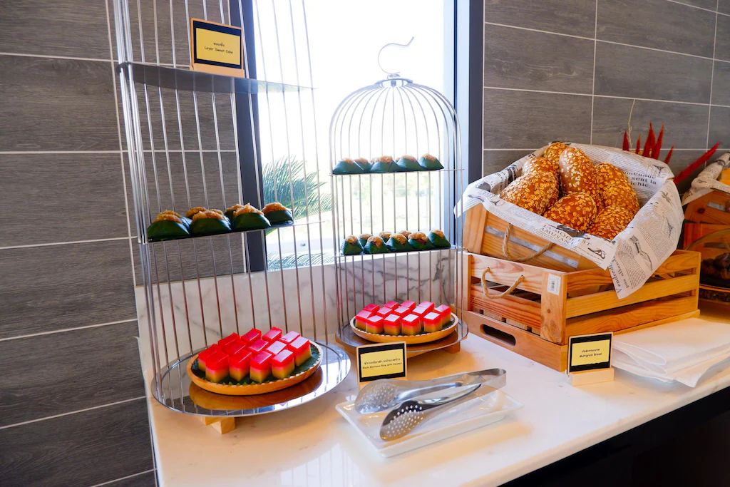 Laguna Grand Hotel breakfast buffet